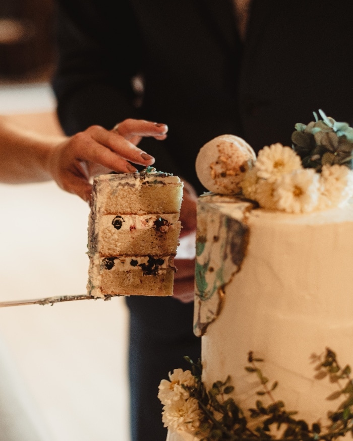 Wedding cake marble cream