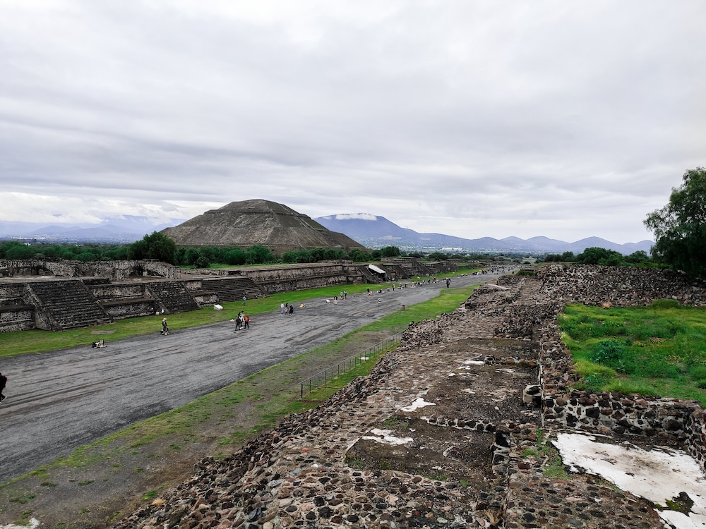 Cesta mrtvých Teotihuacan